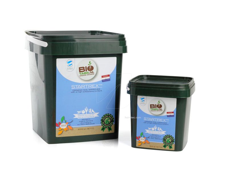 Mezcla de Startrex con sustrato para crear una rizosfera rica en microorganismos y nutrientes.