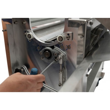 Estructura de doble capacidad de la Radical F2 optimizada para un manicurado rápido.
