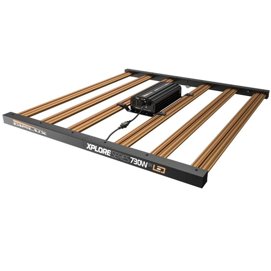 Luminaria LED Dimlux Xplore de 9 barras con diseño ultra delgado y alta penetración lumínica.