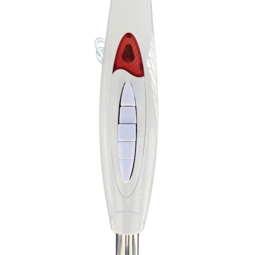 Ventilador de pie Clivex Eco V2 con base estable, aspas de 40cm y selector de 3 velocidades.