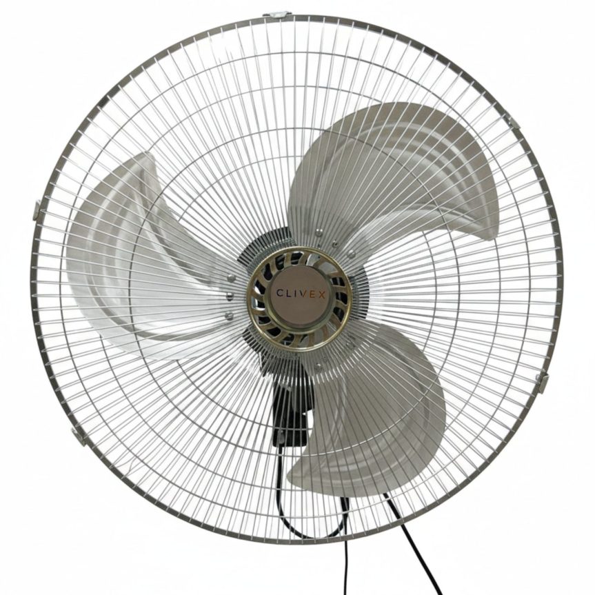 Ventilador industrial Clivex Master de pared con aspas metálicas y motor de alta resistencia.