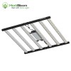 Panel LED Mega Optic 600W con barras de distribución uniforme y disipación pasiva.